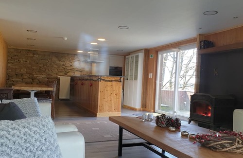 The Ardennes Cottage | Luxury holiday home in the midst of nature. Beautiful sights, jacuzzi, playroom