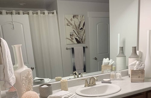 Bluffdale House | Beautiful fully furnished 3 bedroom Townhome