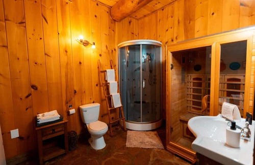 Pointe-au-Chene Ski Chalet | Bois Rond / Sauna / Lac