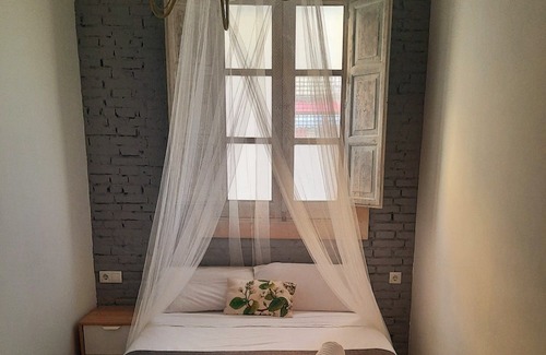 Torrefiel Apartment | Estupendo Apartamento - Wifi Free