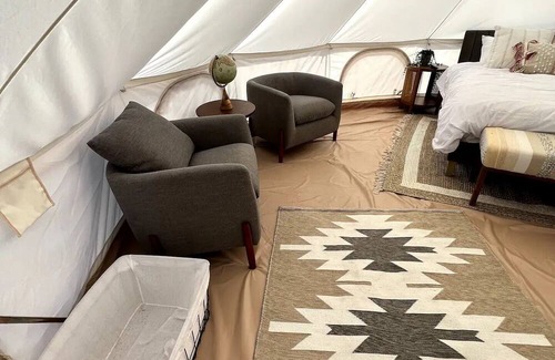 Hermosa Apartment | Hollygazer Tent