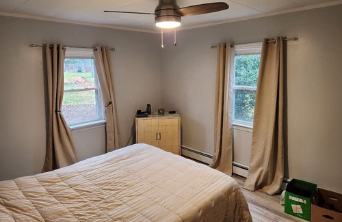 Kittery House | Farm Fun Beach Sun in Enchanting Kittery Maine Best of All Amenities