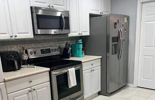 Fort Pierce Condo | Clean Getaway