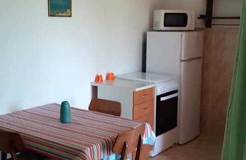 Batalaza Apartment | Apartment Renatare - close to the sea with parking: A1(2+1) - Ugljan, Island Ugljan, Croatia