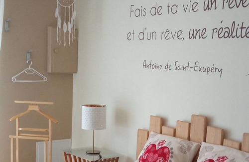 Fougax-et-Barrineuf Apartment | Gîte Ensoleillé, au Calme et de Plain Pied