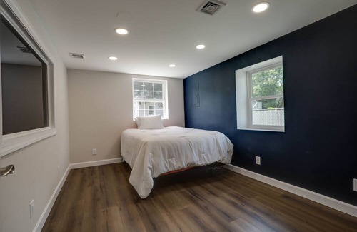 East Patchogue Cottage | Entire Cozy Guest House