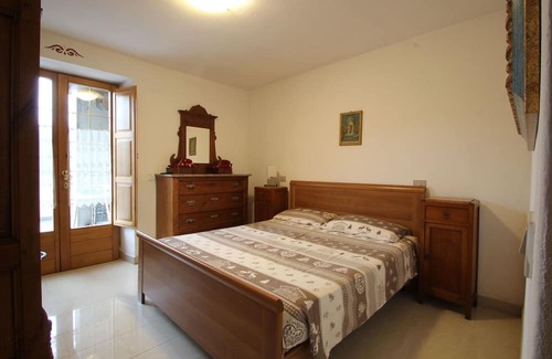 Comano Other | House with garden in Lunigiana