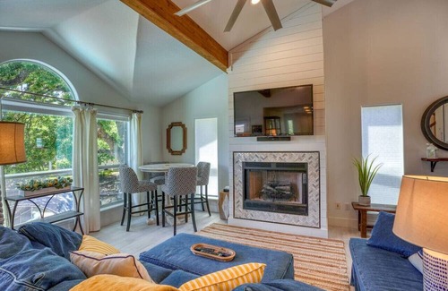 Granite Shoals House | 3 Bdrm on Lake LBJ w/ Pool | Book for Eclipse!
