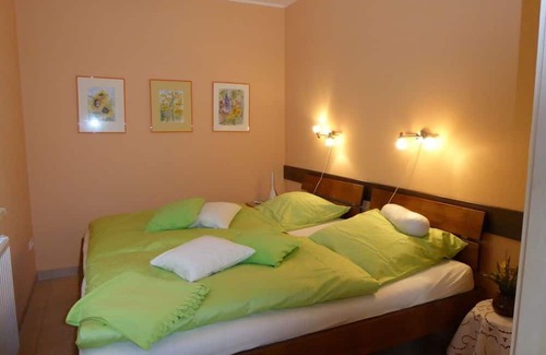 Craula Apartment | Apartment in Hörselberg-Hainich