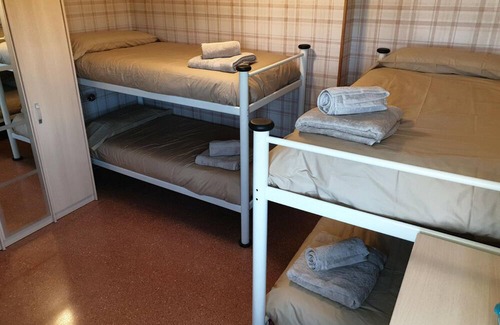 Jaca Apartment | Apartment Jaca, 3 bedrooms, 5 persons