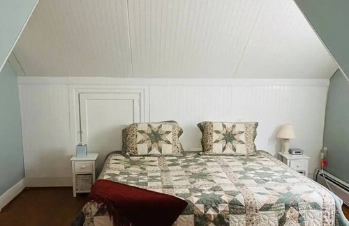 Lexington House | Charming 3-bedroom house in Historic Lexington - Sleeps 8