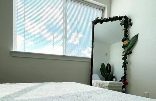 Richmond Apartment | The Perfect Place 🦋