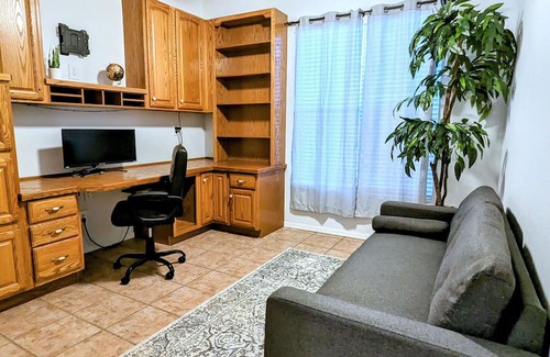 Continental Ranch House | Desert resort welcomes adventure & relaxation!
