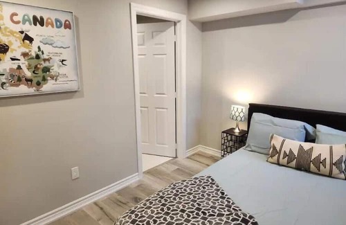 Durham Region House | Stylish Retreat in North Oshawa
