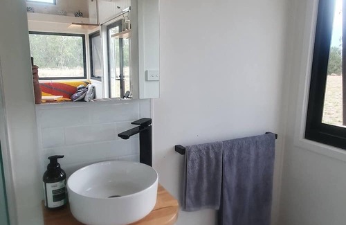 Bullawa Creek House | 'Tinylicious' Custom Offgrid Tiny with a View