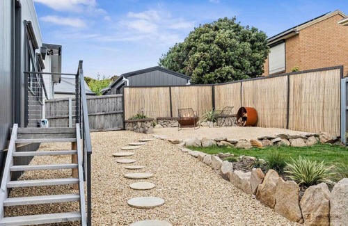 Kingston House | Magnificent home, water views