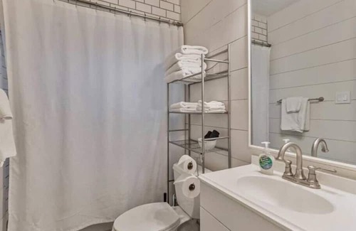 Provo House | Close to Provo Airport, Near Parks, TWO Units!