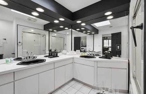 Washingtonville House | Indoor heated pool!