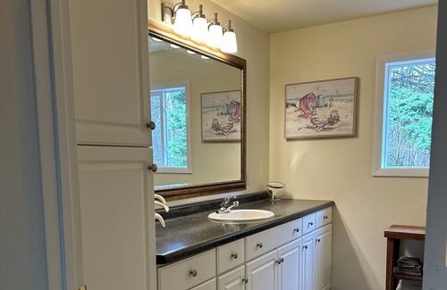 Grand Marais House | The Witty Crow's Abode ideal for family/group getaways, fostering relaxation