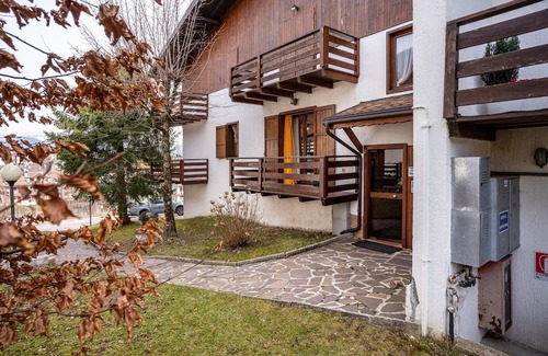 Cesuna di Roana Apartment | Apartment 'Home Sweet Home' with Mountain View, Balcony and Wi-Fi