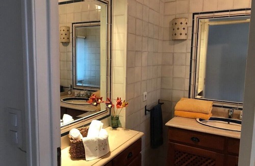 Freiria Apartment | Patio House on the West Coast