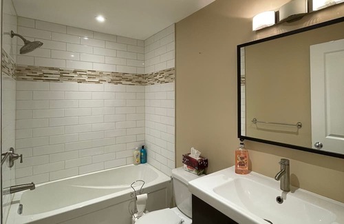 Stouffville House | Cheerful, 3 Bedroom Home With Patio