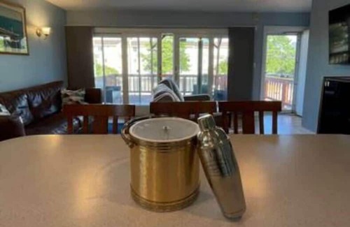 Buckroe Beach House | Blue Haven Summary: T