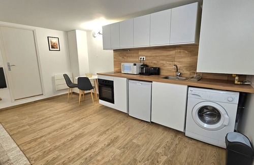 Sevran Apartment | Appartement Cosy Refait à Neuf Proche Parc des Expositions et Aéroport CDG