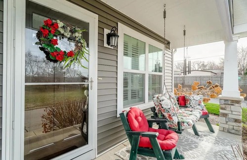 Lafayette House | NEW 2-Bdrm Home In Historic Neighborhood Only 2 Miles From Purdue