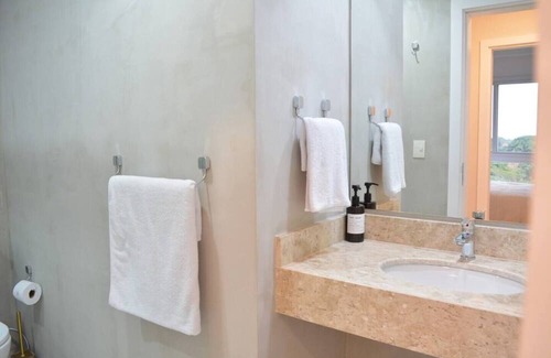 Asuncion Apartment | Chic 1BDR: Prime Location in Brand-New Building I