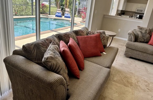 Riverview House | Luxury new house tamp pay jewel: Big Game, Pool, waterfront ihop Texasroad house