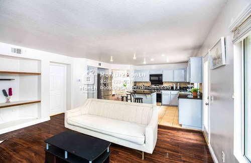 Corona House | Summer Palace on Towergrove #41276
