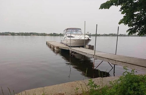 Pincourt Ski Chalet | Amazing waterfront sunset. Chalet close to mtl.