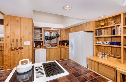 West End House | BAUHAUS SKI CHALET