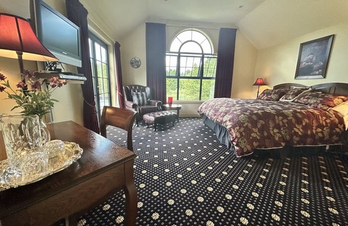 Hanmer Springs Bed & Breakfast | Fontainebleau is adjacent to Woodland Reserve and 7-minute walk to the village