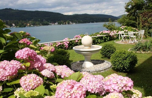 Maria Woerth Apartment | Lakeside apartment Meixner