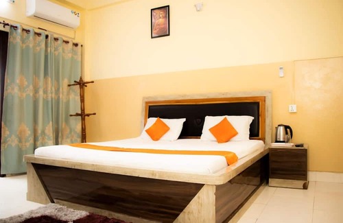 Nepalgunj Hotel | Hotel Pahuna Ghar
