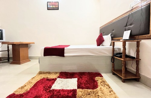 Nepalgunj Hotel | Hotel Pahuna Ghar