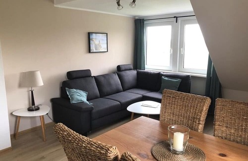 Holtgast Apartment | Ferienwohnung mit Einem Schlafzimmer in Ruhiger Idyllischer Lage, Nordseenähe