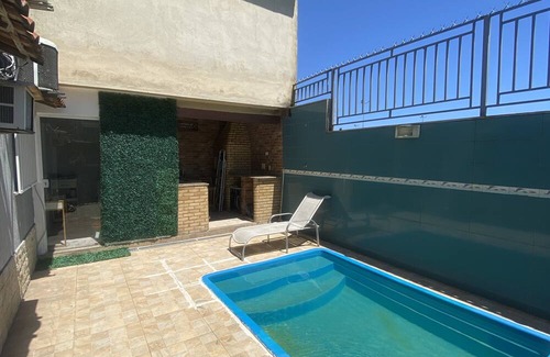 Jacarepagua House | Casa com 2 Quartos, Piscina, Churrasqueira e 10 Minutos da Praia