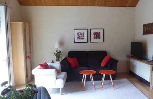 Rothhelmshausen House | Holiday Home "Ferienhaus 1" with Private Terrace & Wi-Fi