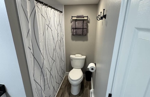 Keego Harbor Condo | Pure Michigan Staycation!