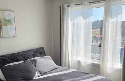 Aurora House | Aurora Townhouse with Rooftop