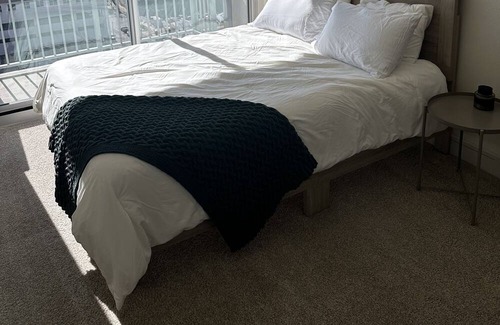 West End Apartment | Luxury Modern Downtown Getaway