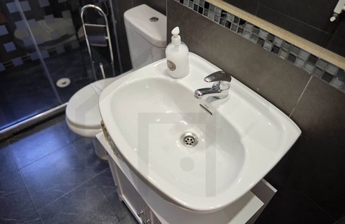 El Cristo y Buenavista Apartment | Piso Masip Apartment - Oviedo