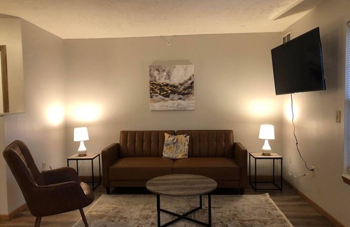 Bloomington Apartment | Spacious 2 Bedroom Apartment Next To Rivian