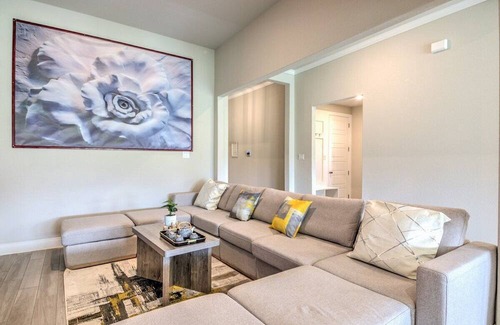 San Antonio House | Family Friendly Retreat just 20 Minutes to Downtown San Antonio