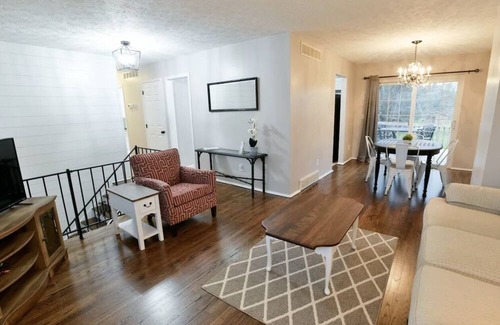 West Chester House | Entire house - West Chester - Spacious 3 Bedroom