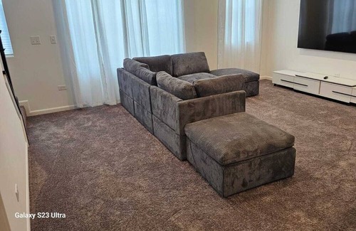 Des Plaines House | Townhome 5 mins away from O'Hare Airport and the Allstate Arena