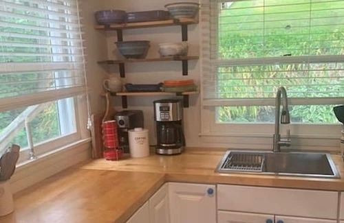 Town of Richmond Cottage | Relaxing Lakefront Cottage Retreat